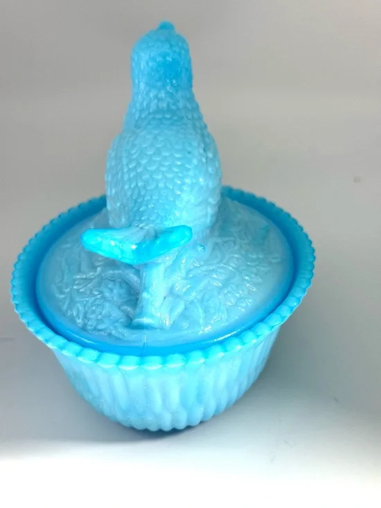 Vintage Bird on Nest Light Blue Milk Glass by Summit - Picture 3 of 7